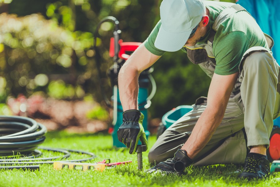 landscape-man-working-on-a-garden.jpg